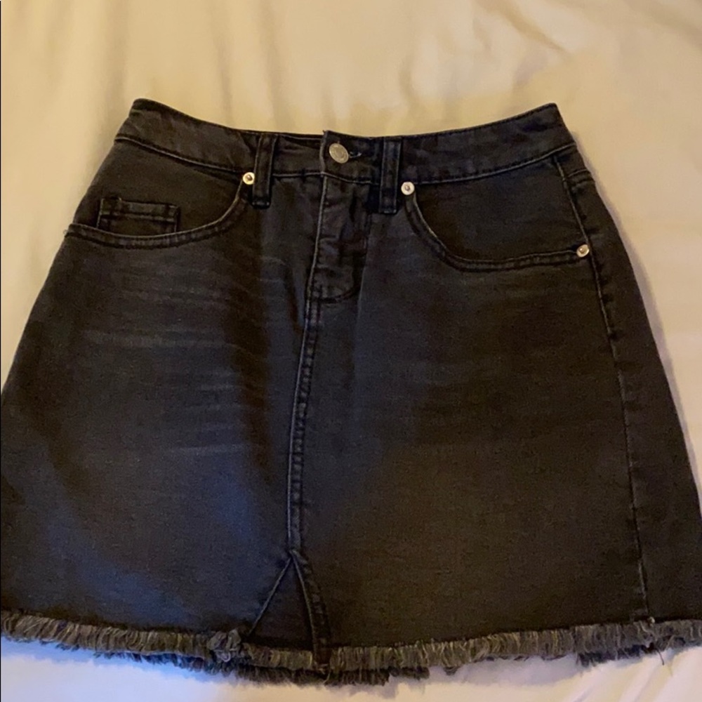 Black denim skirt size 00